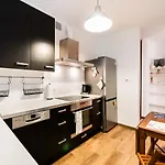 Apartment Malborska Lovely By Bookinghost *